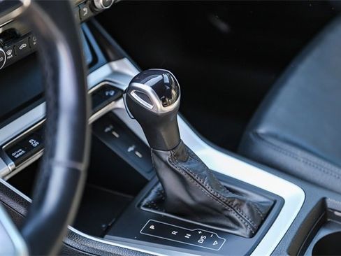 Used 2023 Audi Q3 2.0T Premium image 18