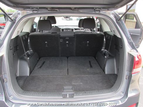 Used 2020 Kia Sorento AWD V6 image 14