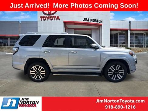Used 2023 Toyota 4Runner Limited AWD/4WD image 7