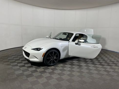 New 2025 MAZDA MX-5 Miata RF Grand Touring w/ Weather Package image 8