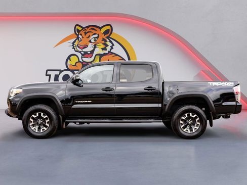 Used 2021 Toyota Tacoma TRD Off-Road image 8