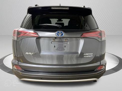 Used 2018 Toyota RAV4 Limited AWD/4WD image 9