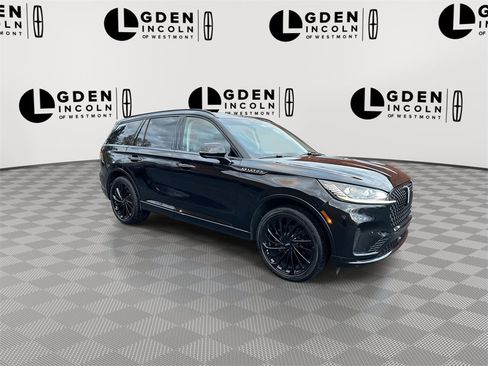 Certified 2025 Lincoln Aviator Reserve w/ Equipment Group 201A image 2