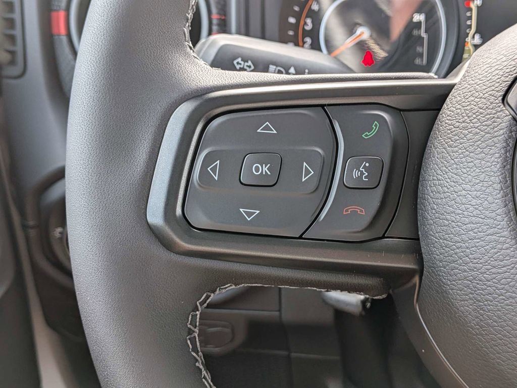 New 2026 Jeep Gladiator Rubicon AWD/4WD image 32