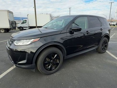 Used 2023 Land Rover Discovery Sport S image 4