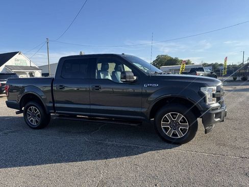 Used 2017 Ford F150 Lariat w/ Equipment Group 502A Luxury AWD/4WD image 14