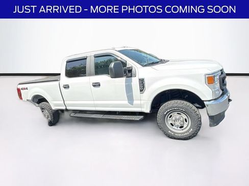 Used 2021 Ford F250 XL w/ Power Equipment Group AWD/4WD image 9