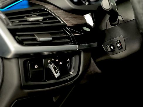 Used 2019 BMW X6 xDrive35i w/ M Sport Package image 28