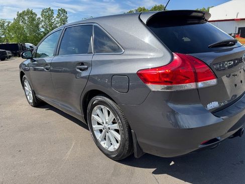 Used 2009 Toyota Venza AWD image 10