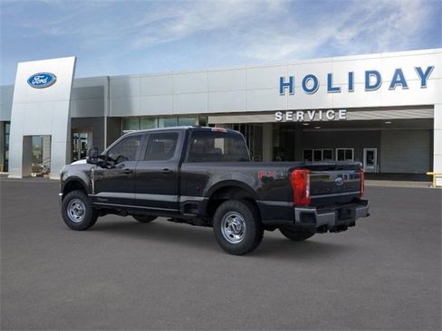 New 2026 Ford F250 XL w/ XL Off-Road Package image 4