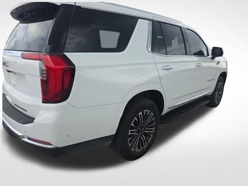 Used 2025 GMC Yukon Elevation w/ Elevation Premium Package image 6