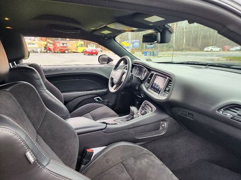 Certified 2021 Dodge Challenger R/T w/ Plus Package image 25