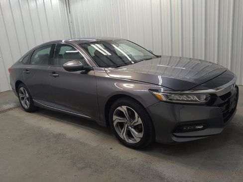 Used 2020 Honda Accord EX image 11