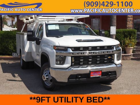 Used 2020 Chevrolet Silverado 3500 LT AWD/4WD image 1