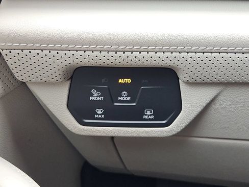 New 2026 Volkswagen Atlas SE AWD/4WD image 9