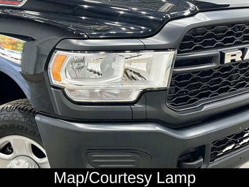 Used 2022 RAM 3500 Tradesman image 34