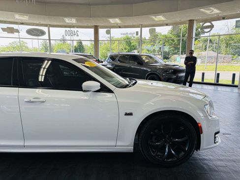 Used 2022 Chrysler 300 S w/ Comfort Group RWD image 3
