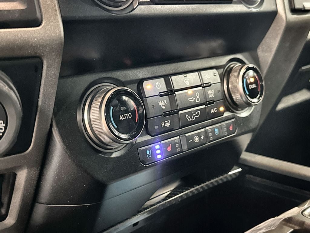 Used 2020 Ford F150 Raptor w/ Equipment Group 802A Luxury AWD/4WD image 22