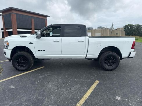 Used 2024 RAM 2500 Laramie w/ Safety Group AWD/4WD image 9
