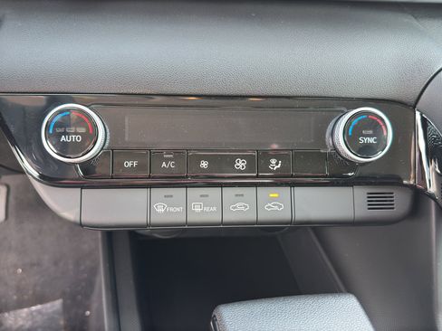 New 2025 Hyundai Elantra Blue image 20