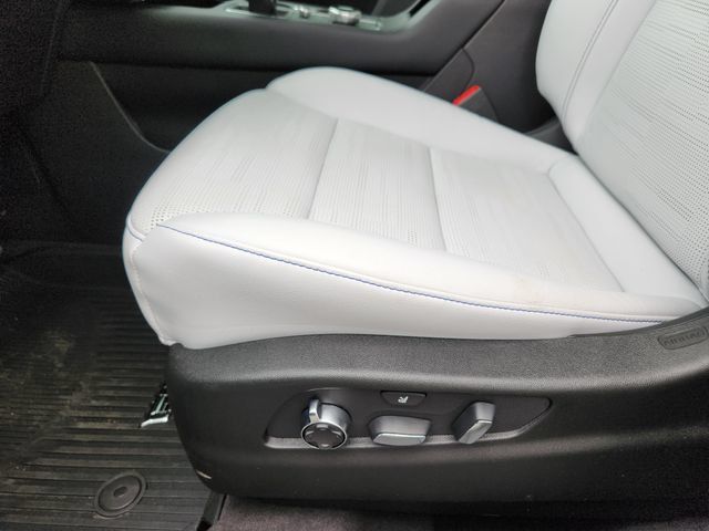 Certified 2024 Cadillac XT4 Sport AWD/4WD image 10