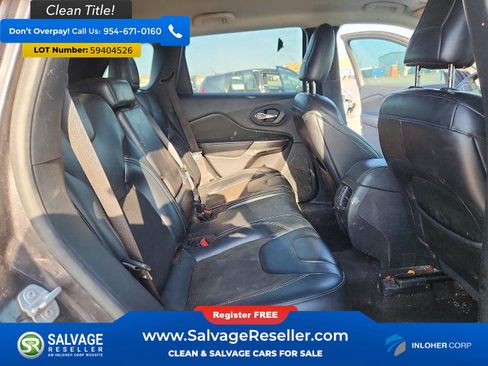 Used 2020 Jeep Cherokee Latitude Plus FWD image 15