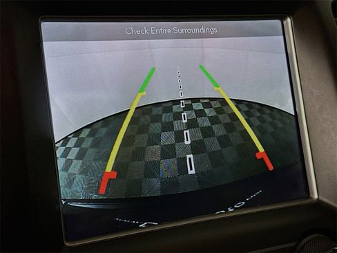 Used 2018 Jeep Grand Cherokee Altitude image 12