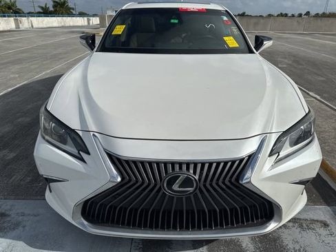 Used 2019 Lexus ES 350 w/ Premium Package image 14