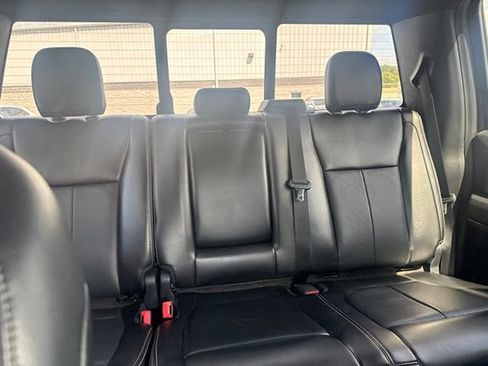 Used 2020 Ford F150 Lariat w/ Equipment Group 502A Luxury AWD/4WD image 16