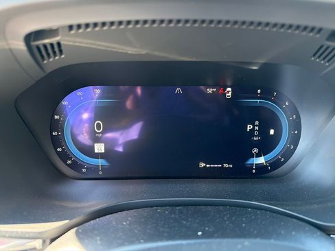 Used 2023 Volvo XC60 B5 Plus w/ Protection Package Premier image 19