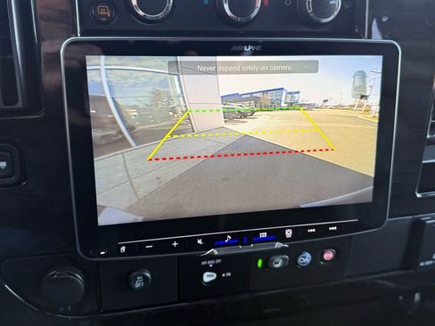 Used 2023 Chevrolet Express 2500 image 48