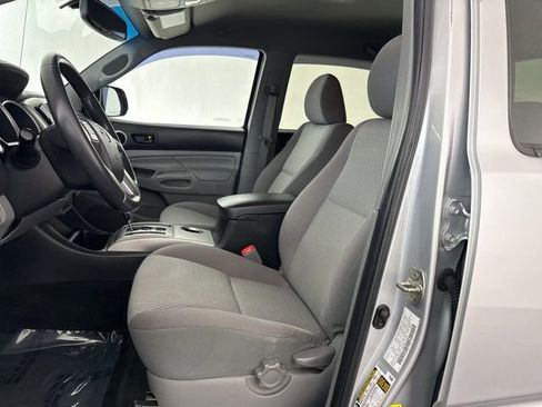 Used 2012 Toyota Tacoma 4x4 Double Cab w/ SR5 Pkg image 21