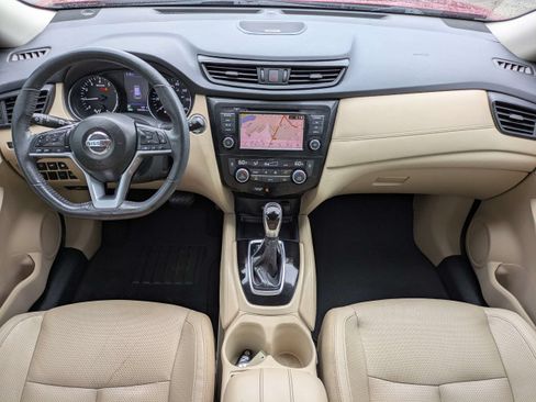 Used 2018 Nissan Rogue SL w/ Premium Package FWD image 16