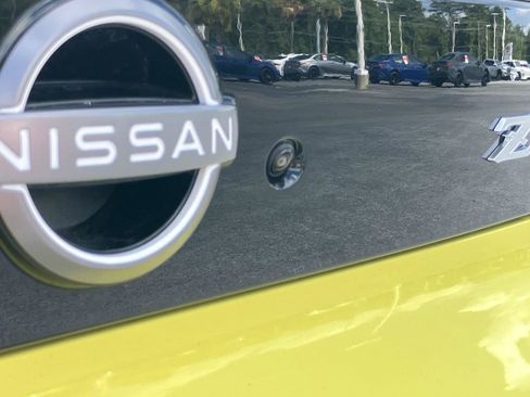 Used 2023 Nissan Z w/ Floor Mat Package RWD image 10
