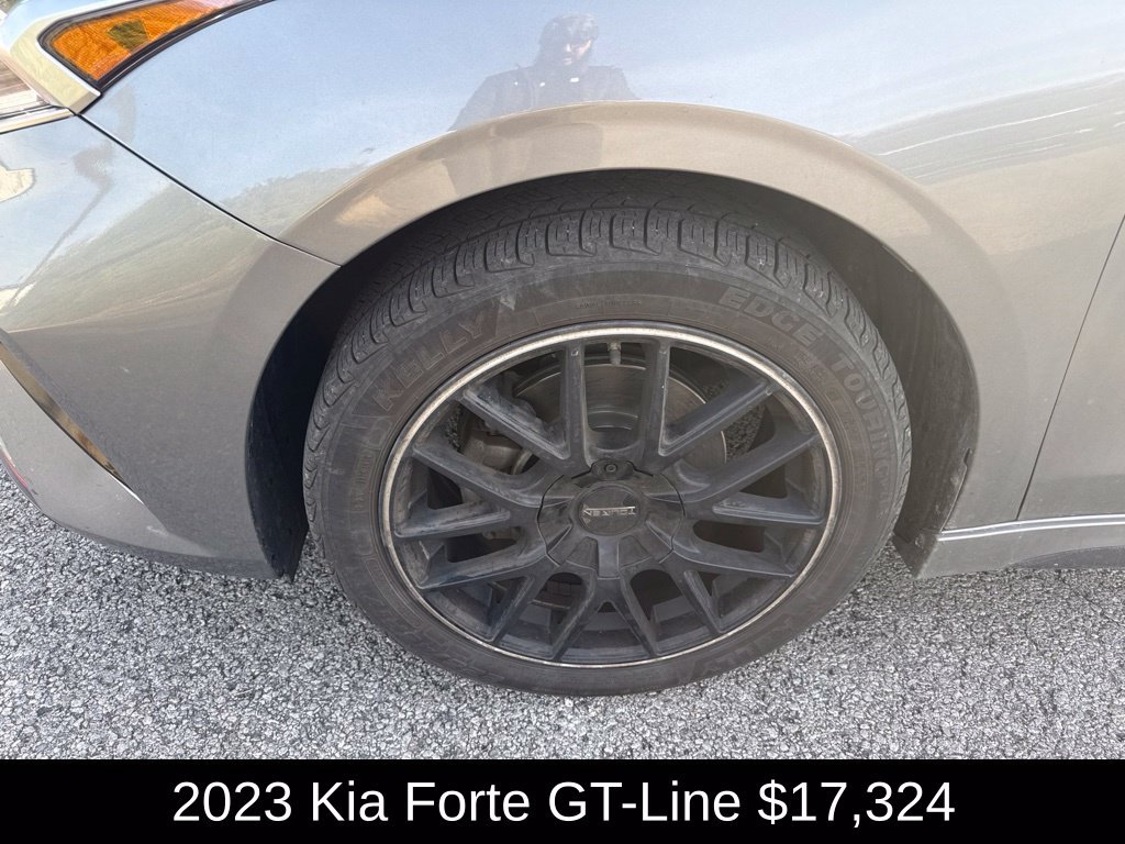 Used 2023 Kia Forte GT-Line w/ GT-Line Technology Package FWD image 9