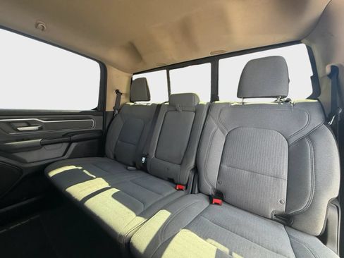 Used 2019 RAM 1500 Big Horn AWD/4WD image 12
