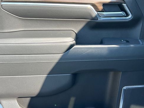 Used 2024 Chevrolet Silverado 1500 LT Trail Boss w/ Convenience Package II image 8