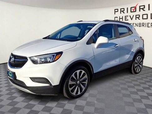 Used 2022 Buick Encore Preferred w/ Safety Package image 4