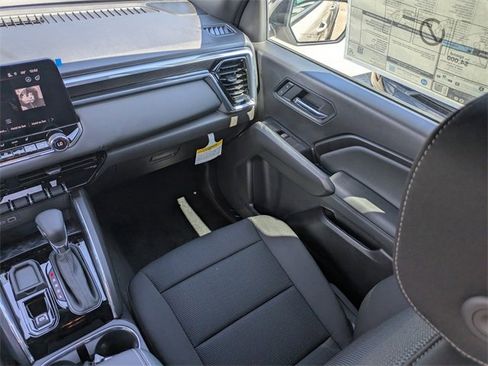 New 2026 GMC Canyon Elevation w/ Convenience Package image 18