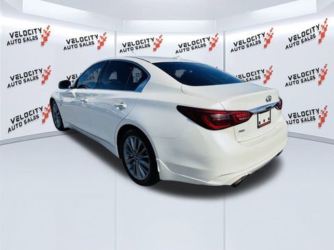 Used 2018 INFINITI Q50 Luxe w/ Essential Package (3.0T Luxe) image 5