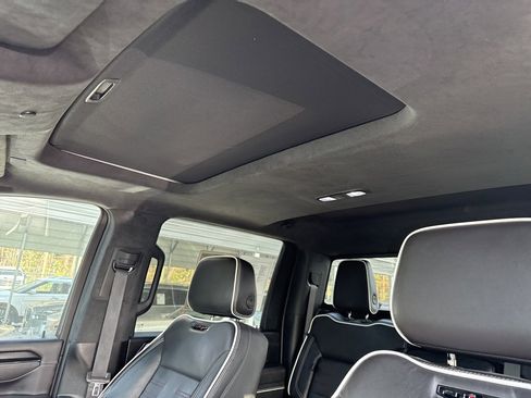 Used 2024 GMC Sierra 2500 AT4X image 8