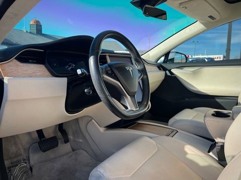 Used 2018 Tesla Model S 100D image 2