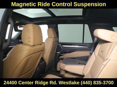 Used 2026 Cadillac Escalade Luxury w/ LPO, Floor Liner Package AWD/4WD image 15