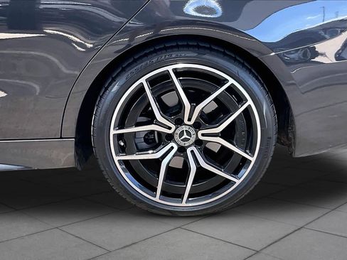 Used 2023 Mercedes-Benz C 300 Sedan image 9