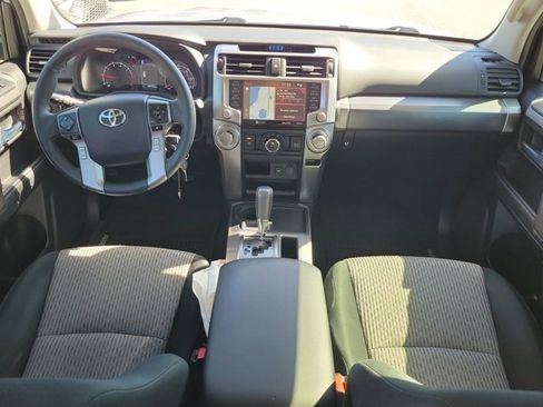 Used 2020 Toyota 4Runner SR5 image 21