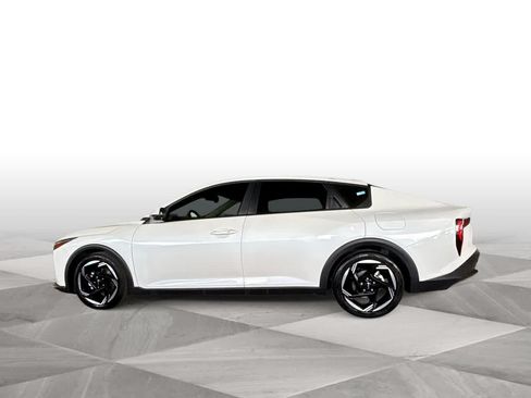 Used 2025 Kia K4 EX FWD image 5