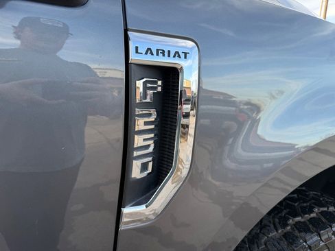 Used 2022 Ford F250 Lariat w/ Lariat Value Package image 11