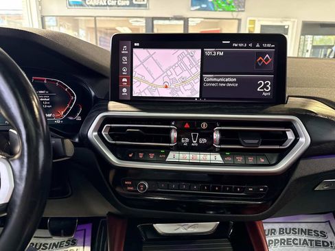 Used 2023 BMW X4 xDrive30i w/ M Sport Package image 16