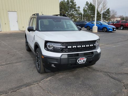 New 2025 Ford Bronco Sport Outer Banks w/ Outer Banks Tech Package+ image 17