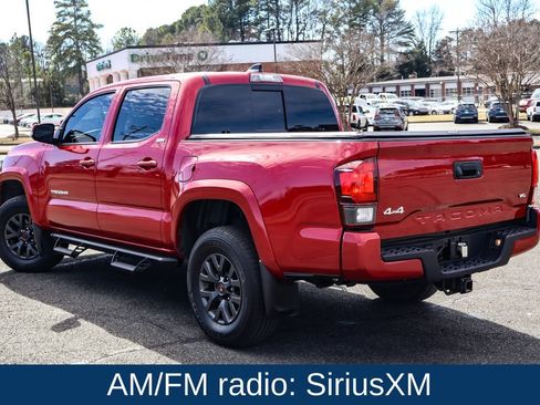 Used 2023 Toyota Tacoma SR5 w/ Technology Package image 5